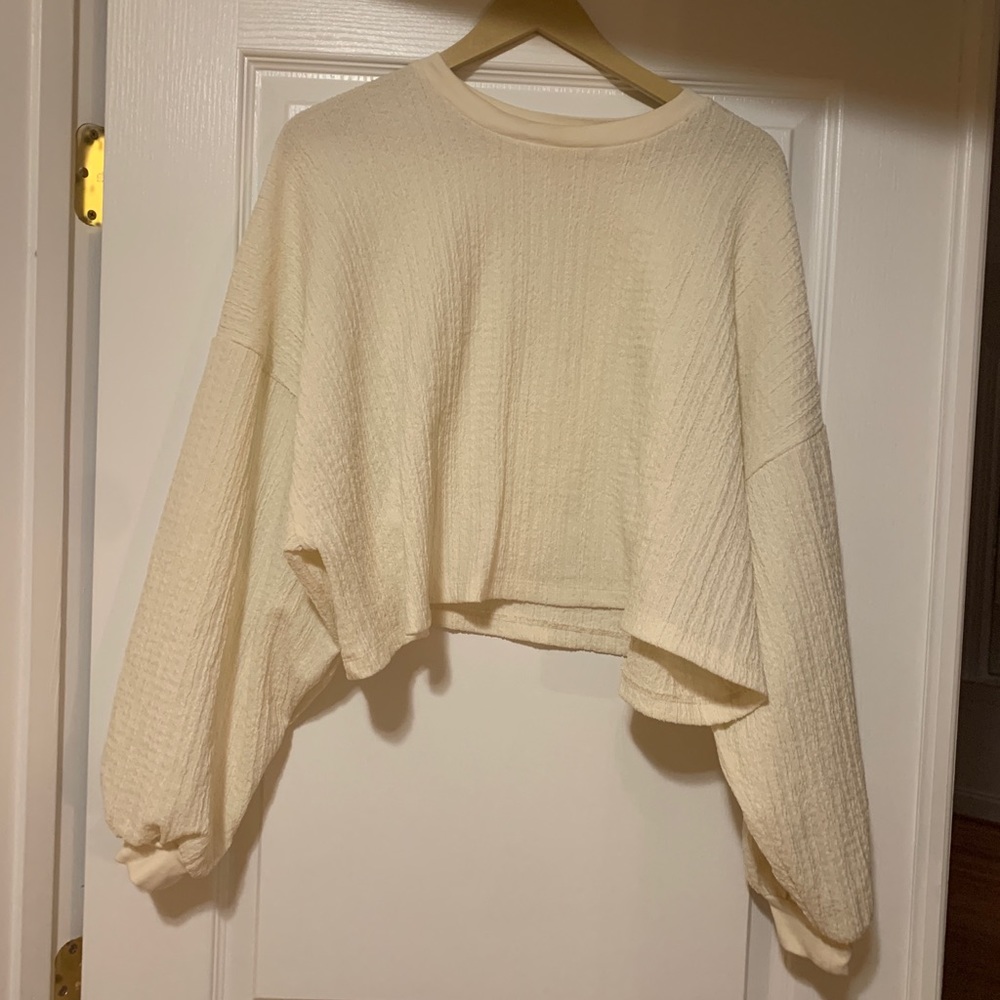 Bershka Cream cropped long sleeve top